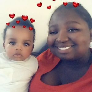 Meet your Posher, Ayeshia